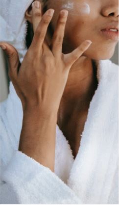 Moisturizing skin